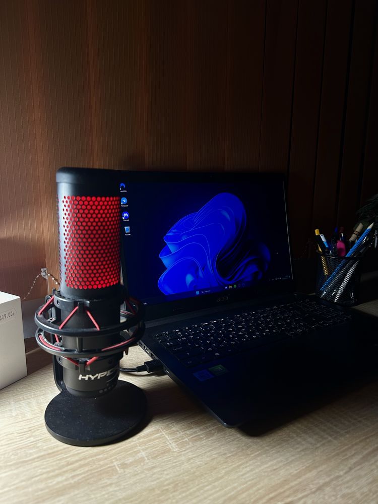 Микрофон HyperX QuadCast