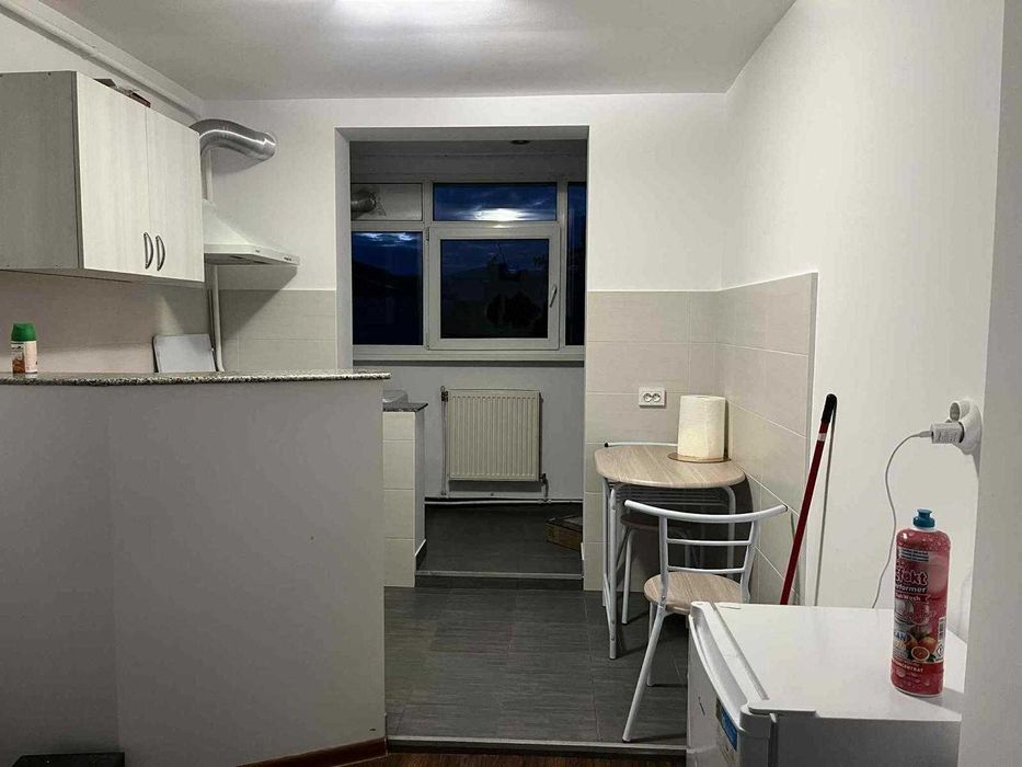 Inchiriez apartament in regim hotelier 200 lei