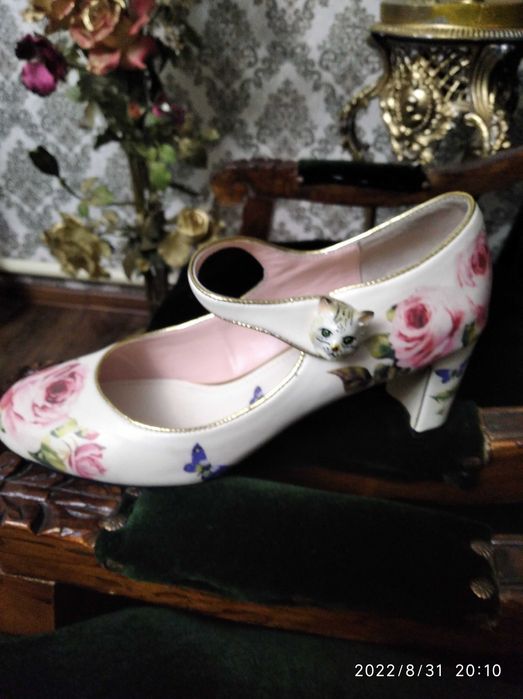 срочно продам тахту диван