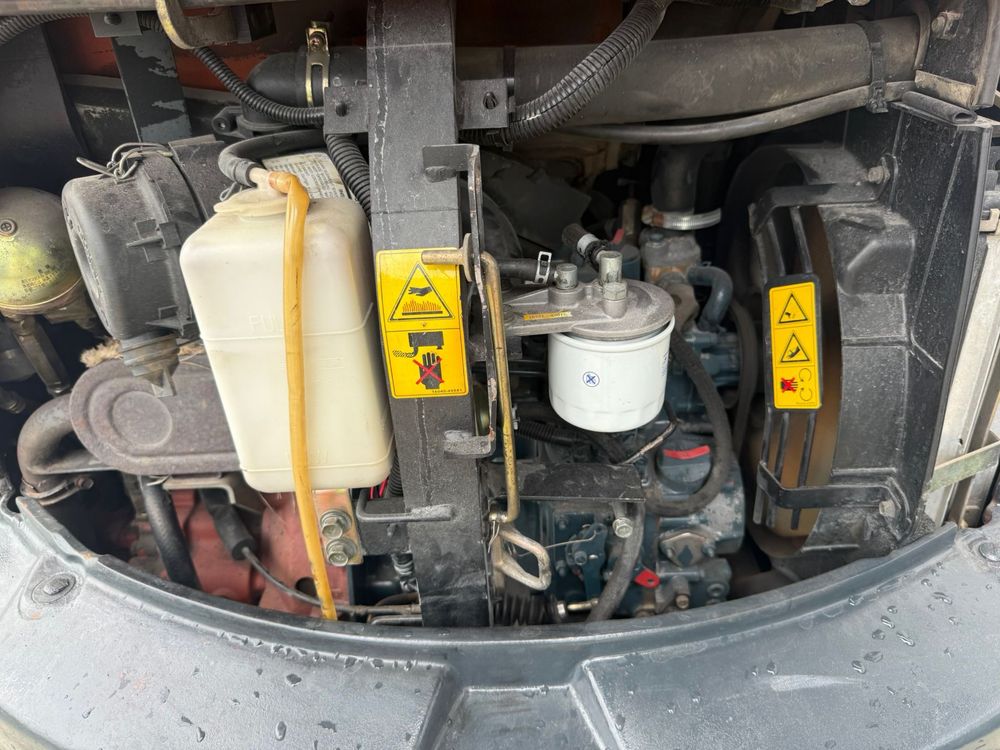 Miniescavator kubota 2,5 tone posibilitate rate