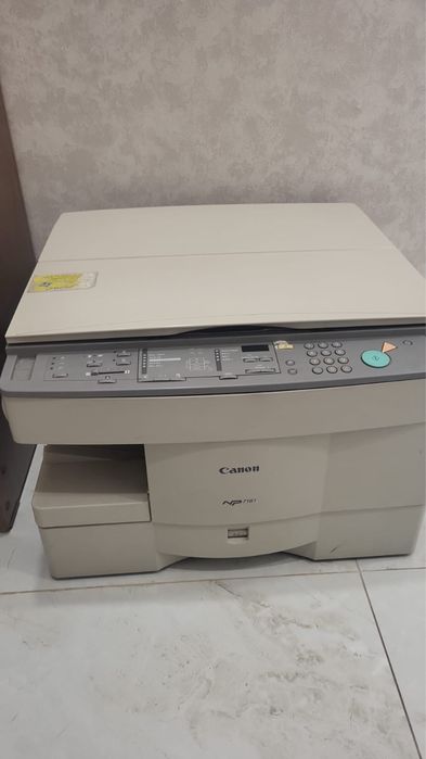Продам офисный ксерокс Canon NP7161 в хорошем рабочем состоянии.