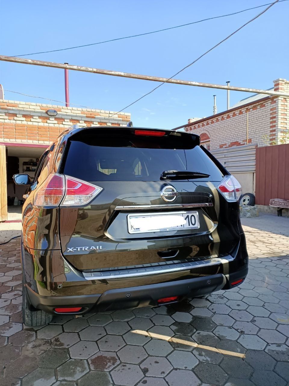 Автомобиль Nissan x-trail