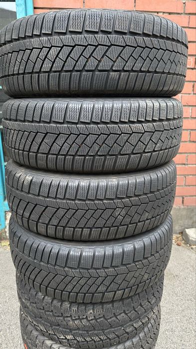 Продавам 4бр. Зимни гуми 205/55/17 Continental RSC