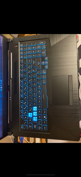 Laptop Asus TUF F17 i5 RTX 3050 Ti 16GB RAM 1TB SSD 144Hz