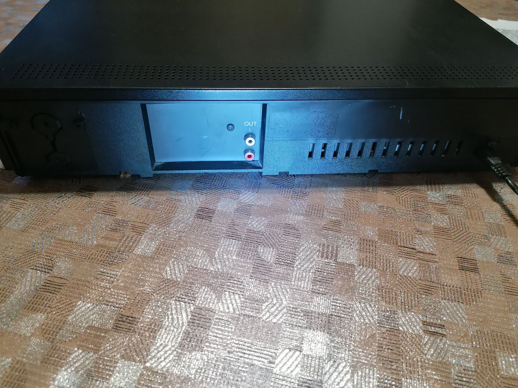 Компакт диск плеър модел  PHILIPS CD 471 -DAC TDA1541 A