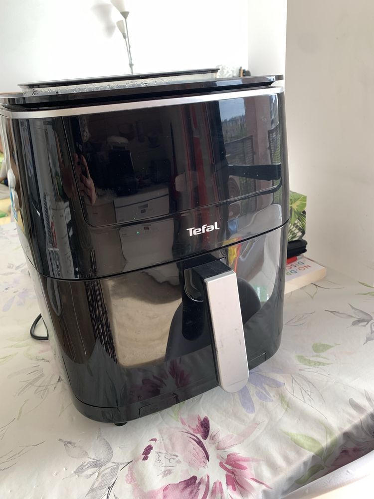 Tefal Airfryer 3 in 1 cu steamer/aburi si grill