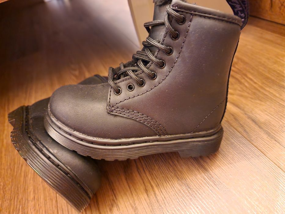 Ghete Dr. Martens mărimea 22