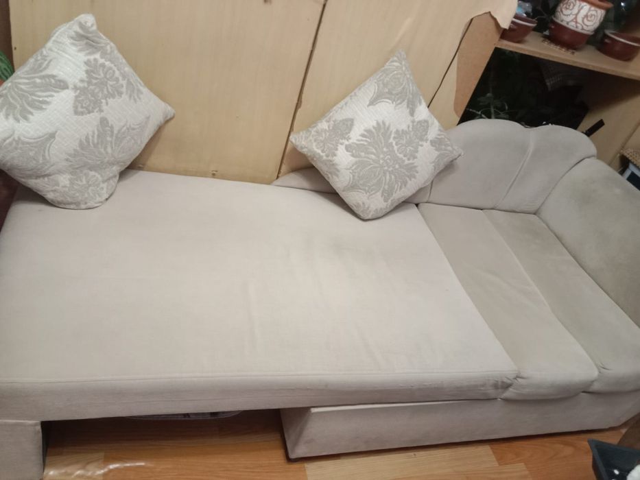 Отдам диван в хорошем состоянии бесплатно, самовывоз