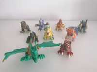 Figurine monstruleți și un dragon fioros