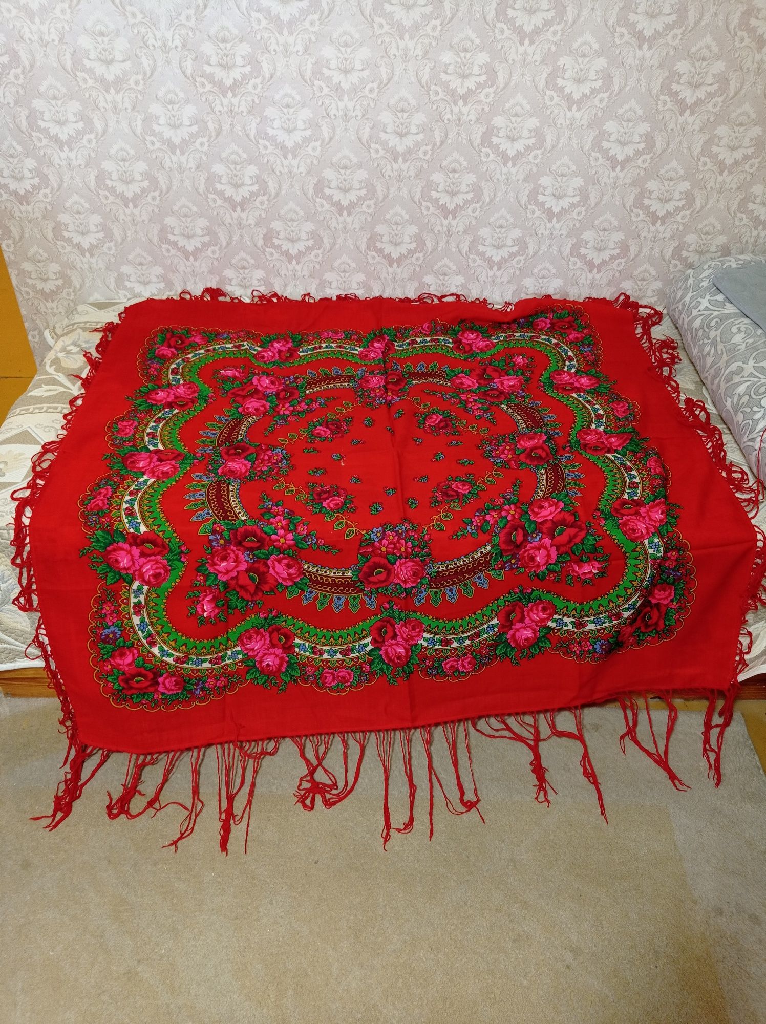 Платки разные красивые