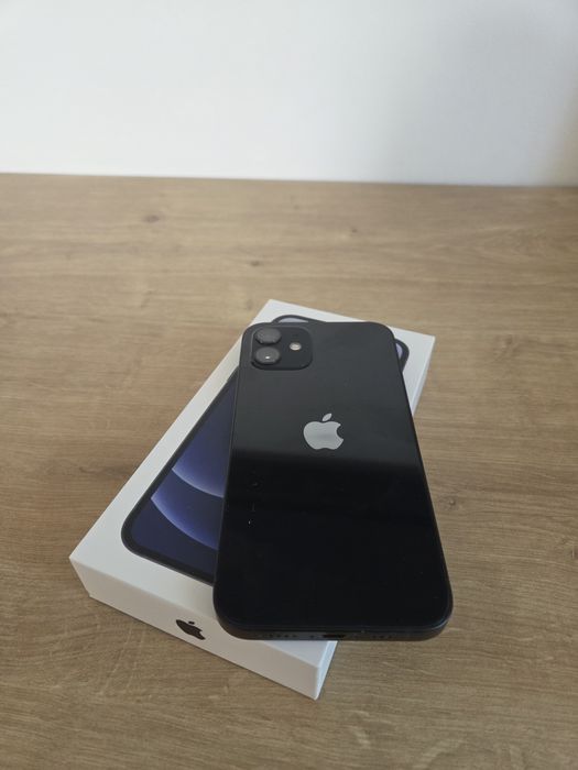 IPhone 12, stare foarte buna.