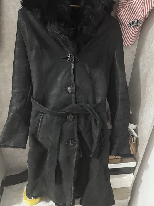 Продам дубленку за 10000 торг