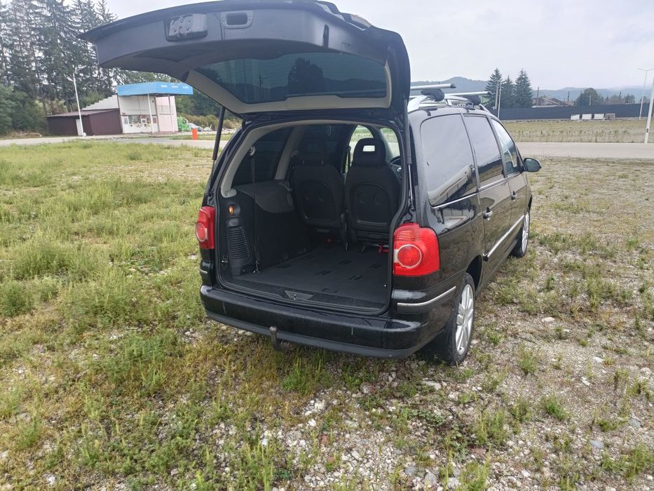 Vând VW Sharan 2.0 TDI