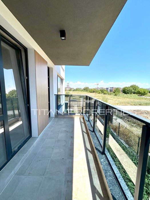 Продава се Тристаен апартамент в Пловдив, Остромила - 122 кв.м за 1282 €/кв.м - Снимка #8