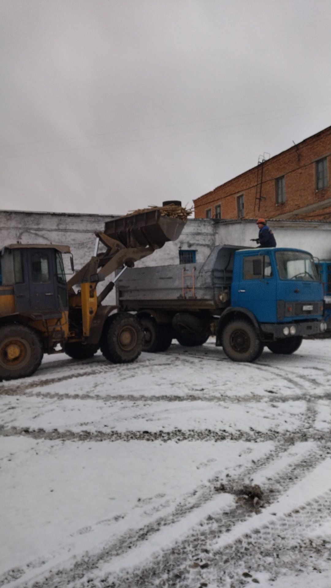 Услуги грузового самосвал