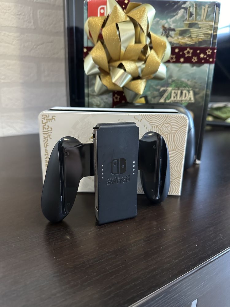 Nintendo Switch Oled Zelda Edition - Modat