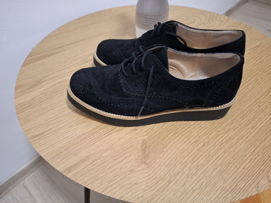 Продавам дамски обувки