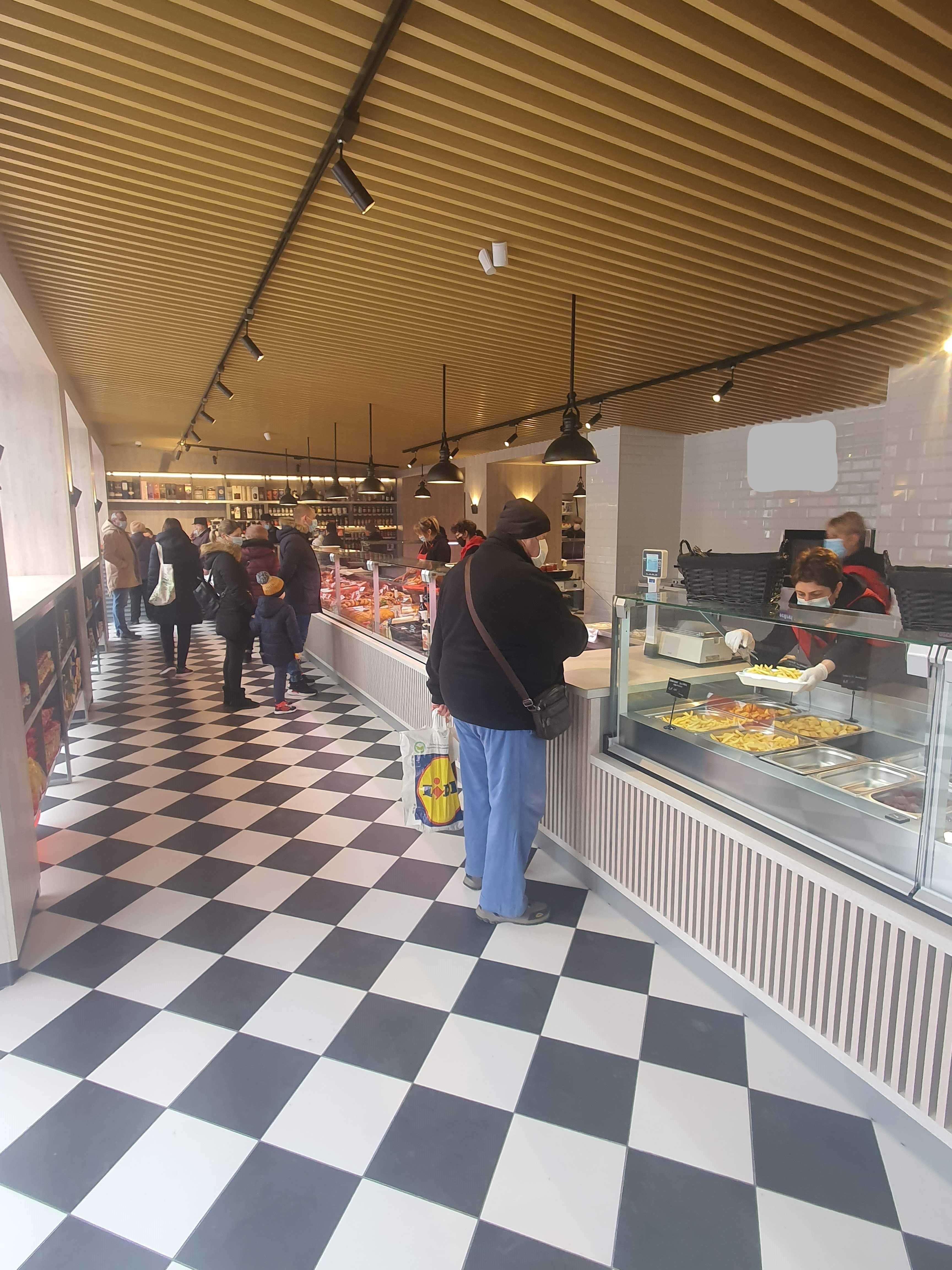 Afacere la cheie – Magazin alimentar complet echipat