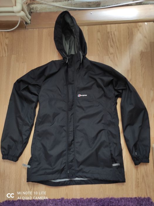 Geaca de munte Berghaus AQ 2 similar Goretex dama,mărime M