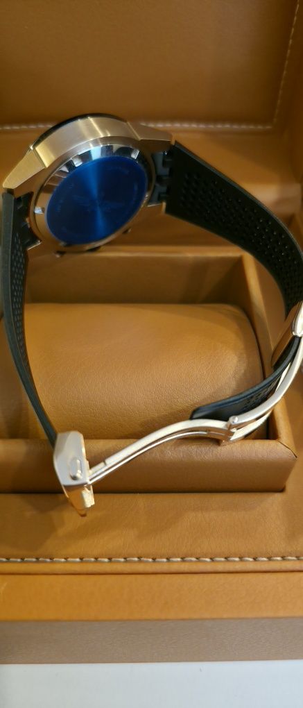 Tag hauer gold  swiss