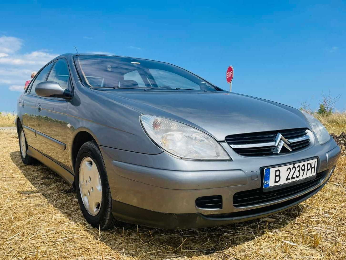 Продавам лек автомобил марка CITROEN C5