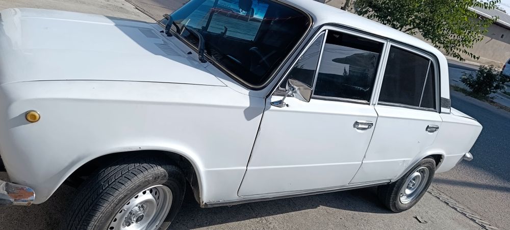 Жигули  21011 хамажойи идеал