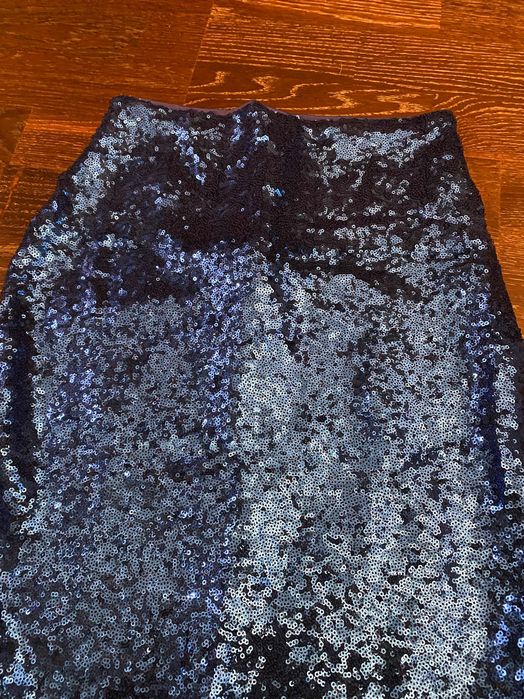 Fusta superba cu paiete