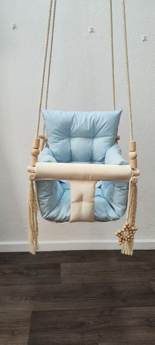 Бебешка люлка с меки възглавнички