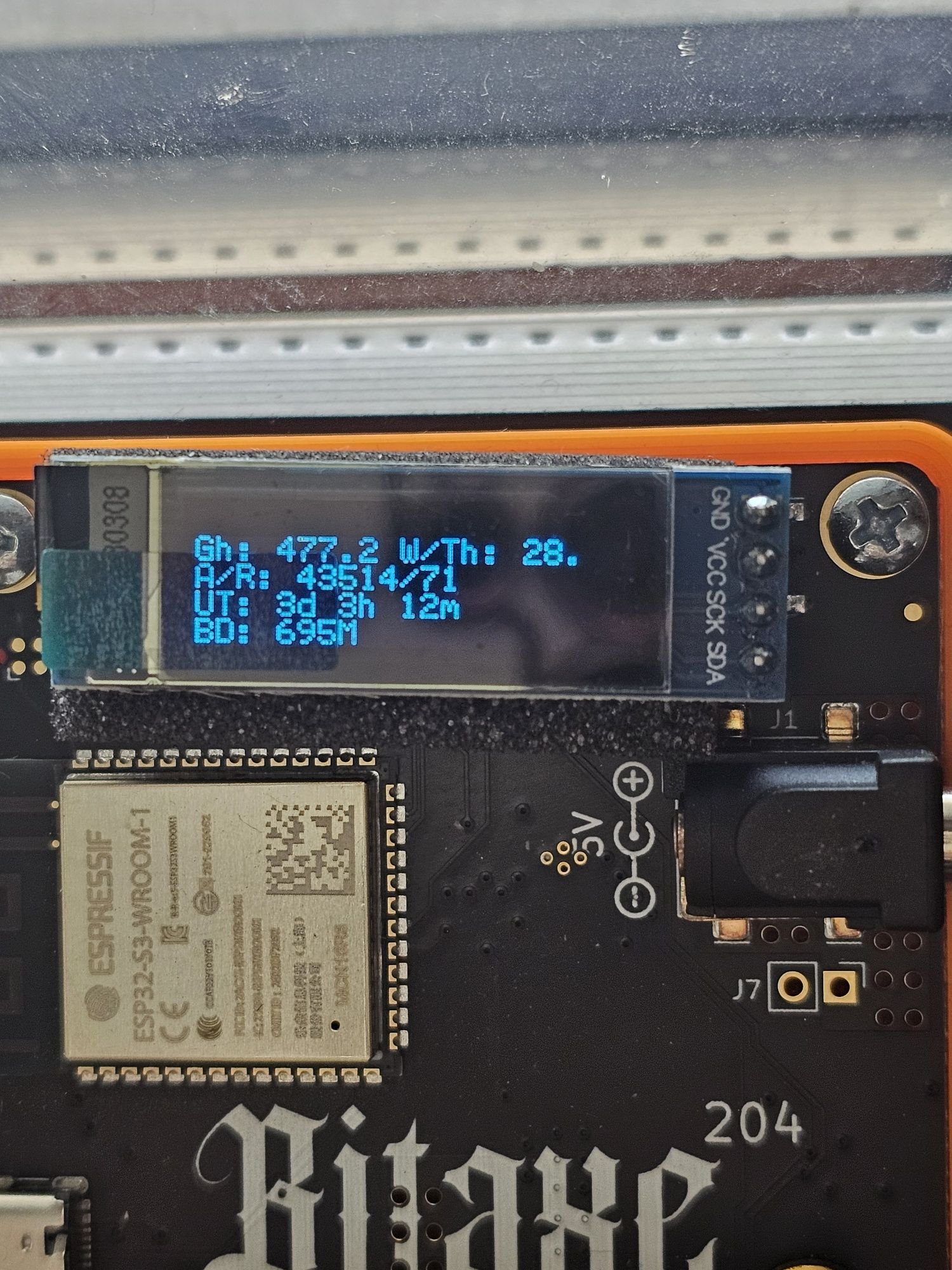 Bitaxe Ultra – ASIC Bitcoin solo miner (BM1366)