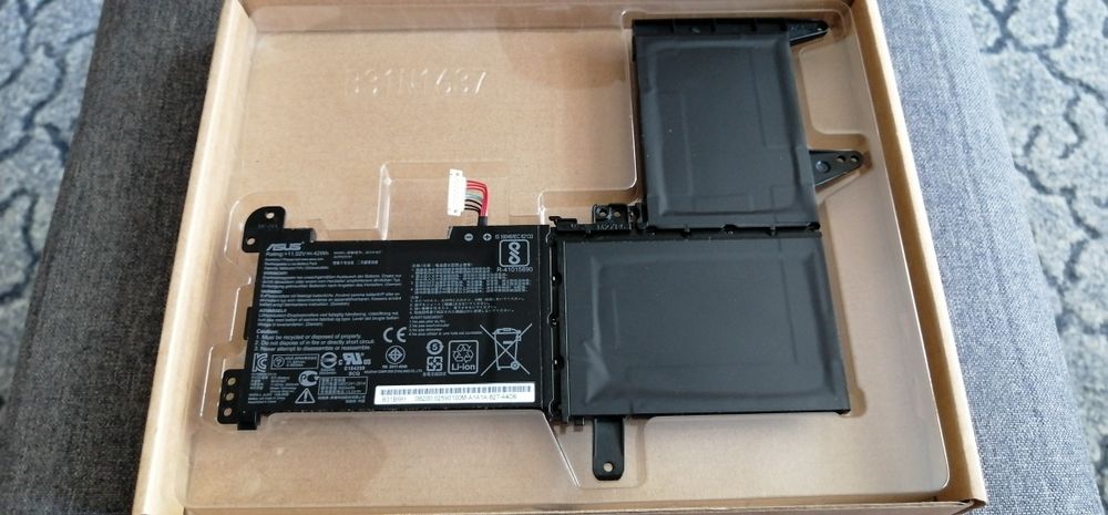 Baterie si display originale laptop Asus VivoBook X510