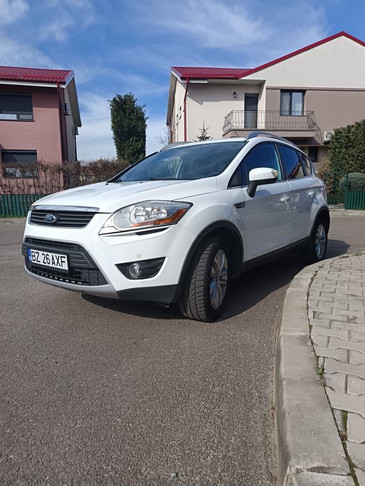 Ford  kuga  2011