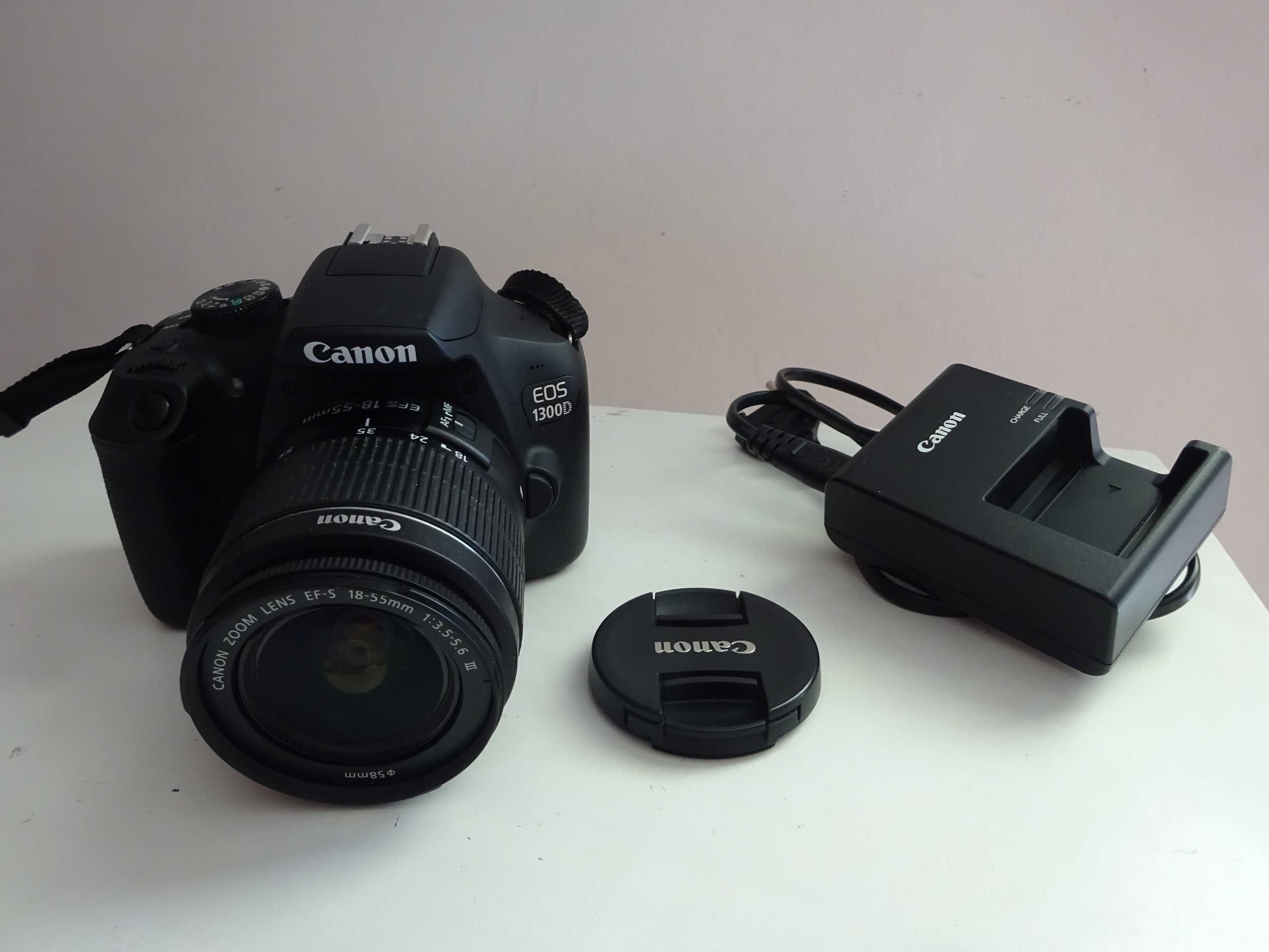 Canon EOS 1300D + 18-55 мм + Чанта + 8 ГБ (Wi-Fi, само на 3000 кадъра)