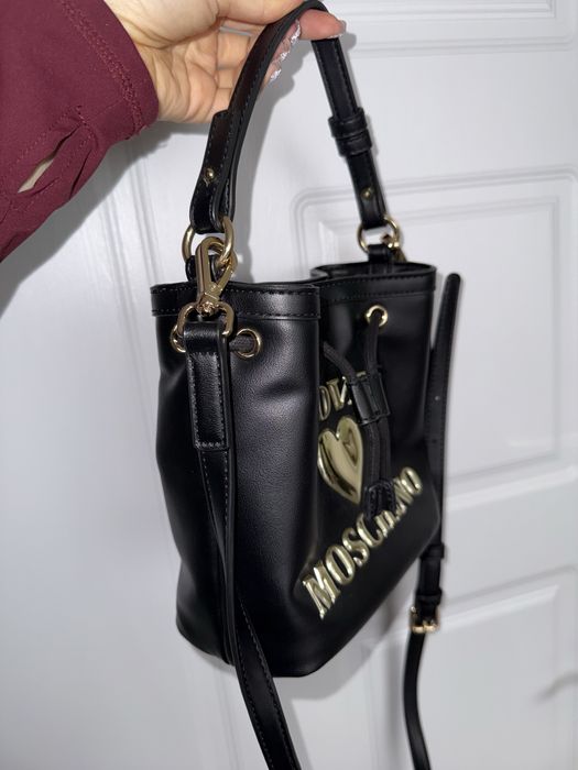 Чанта LOVE MOSCHINO много добро състояние черна