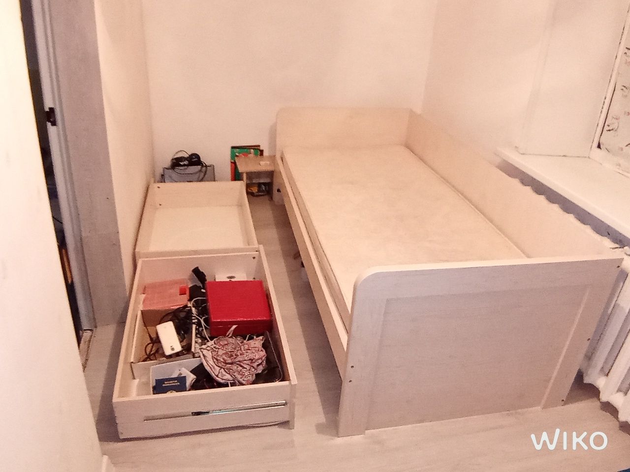 Кровать с встроенными шкафами