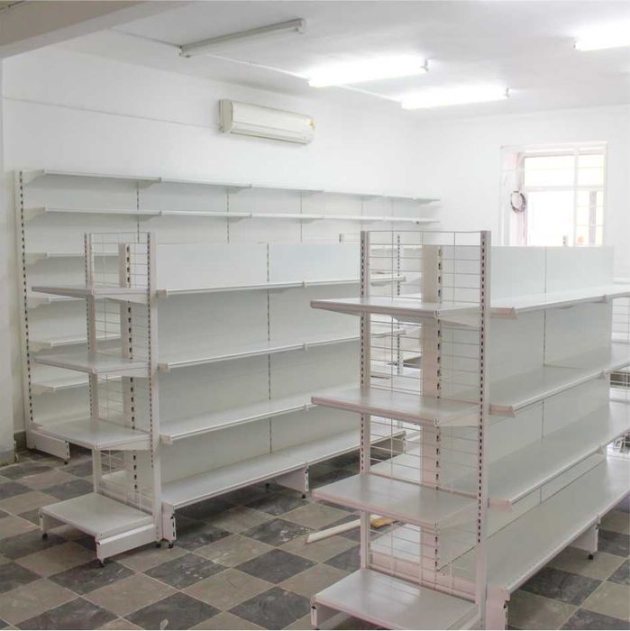 Торговое оборудование, витрины прилавки склад архив