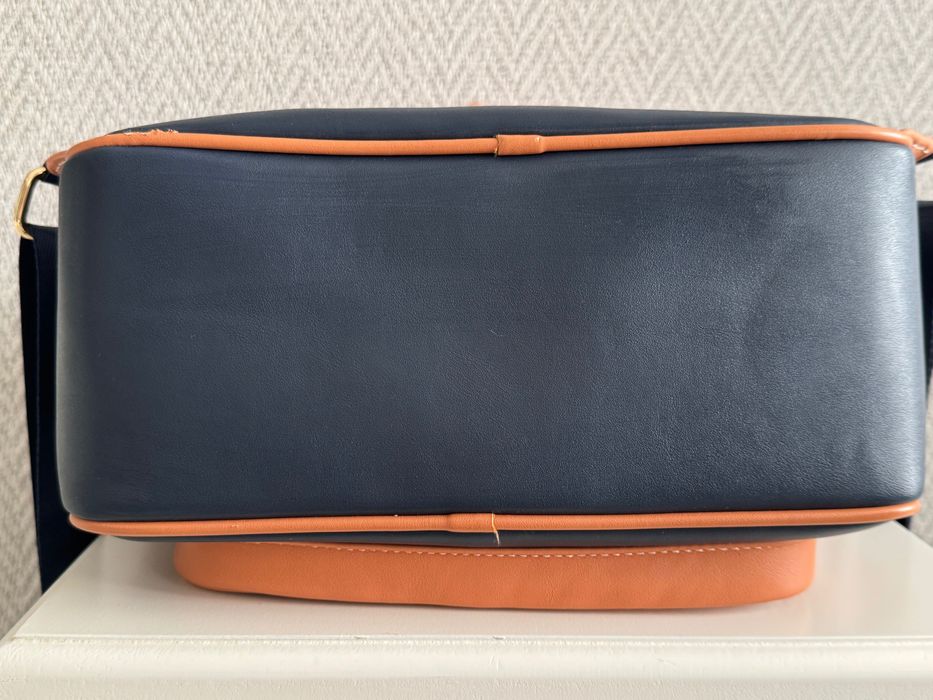 Дамска раница Axel