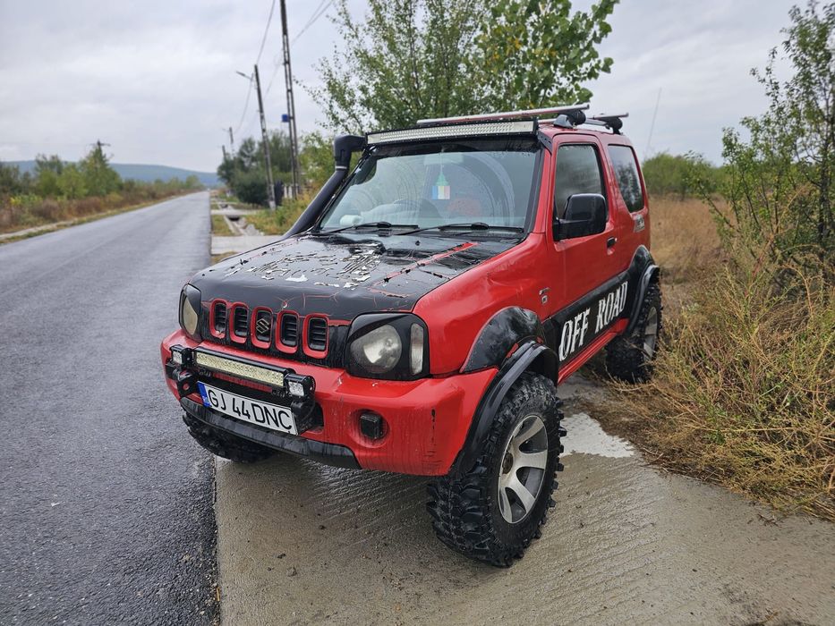Suzuki Jimny pregătit de OFFROAD