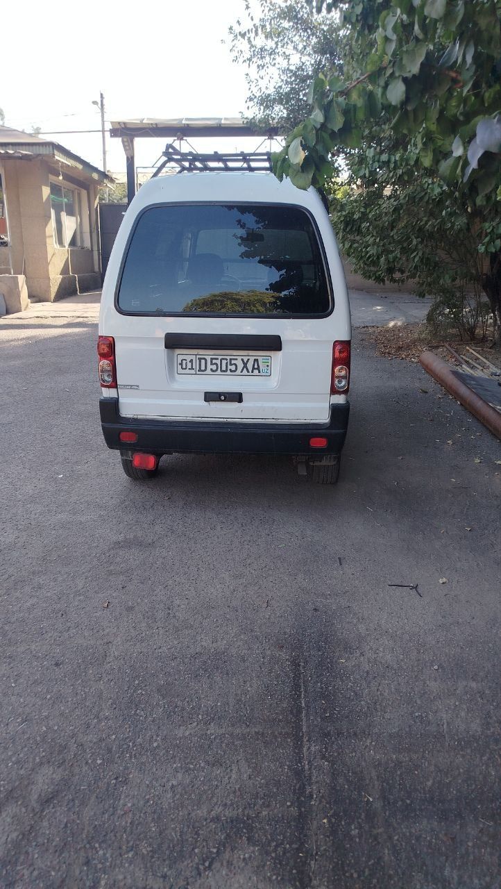 Van 2020 yil 120000 yurgan gaz bor