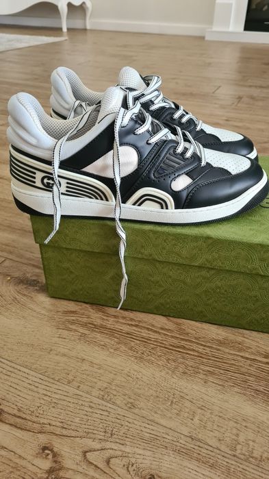 Vând GUCCI BASKET 8+,  Noi, mărimea 43