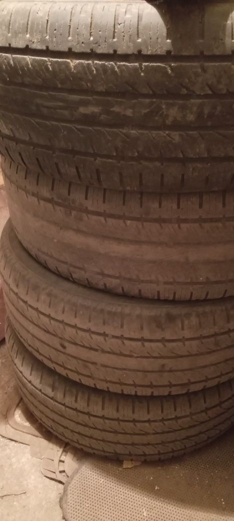 Шины 265/65 R17 б/у