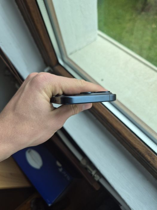 Като Нов Apple Iphone 15 Pro Фактура 100% Батерия