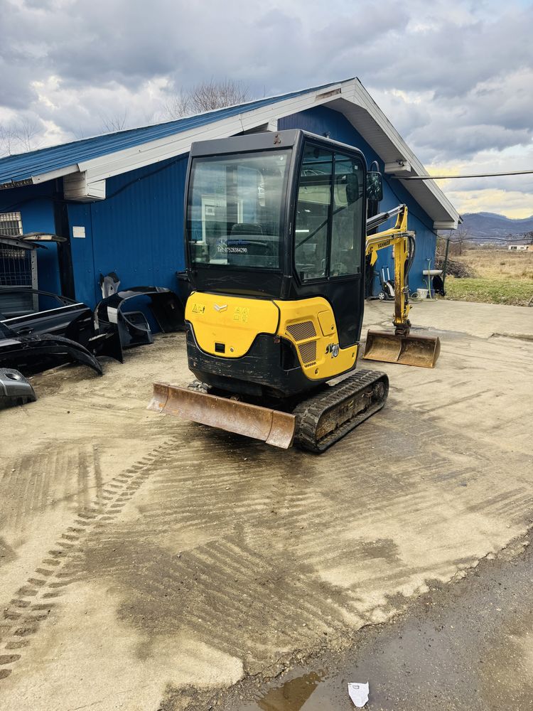 Miniexcavator YANMARsv18