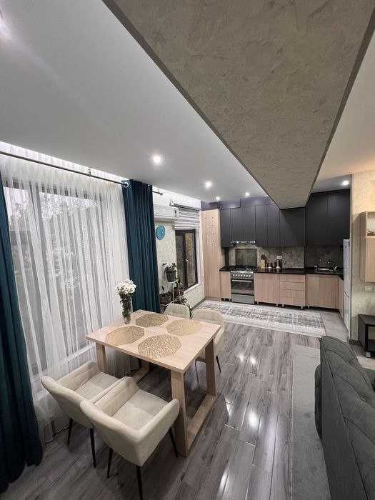 Сдаётся кв ТЦ Самарканд Дарвоза 3/5/7 ро-н Шайхантахурский !! 543