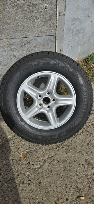 Yokohama Ice Guard SUV G075 225/70 R16 103Q без шипов