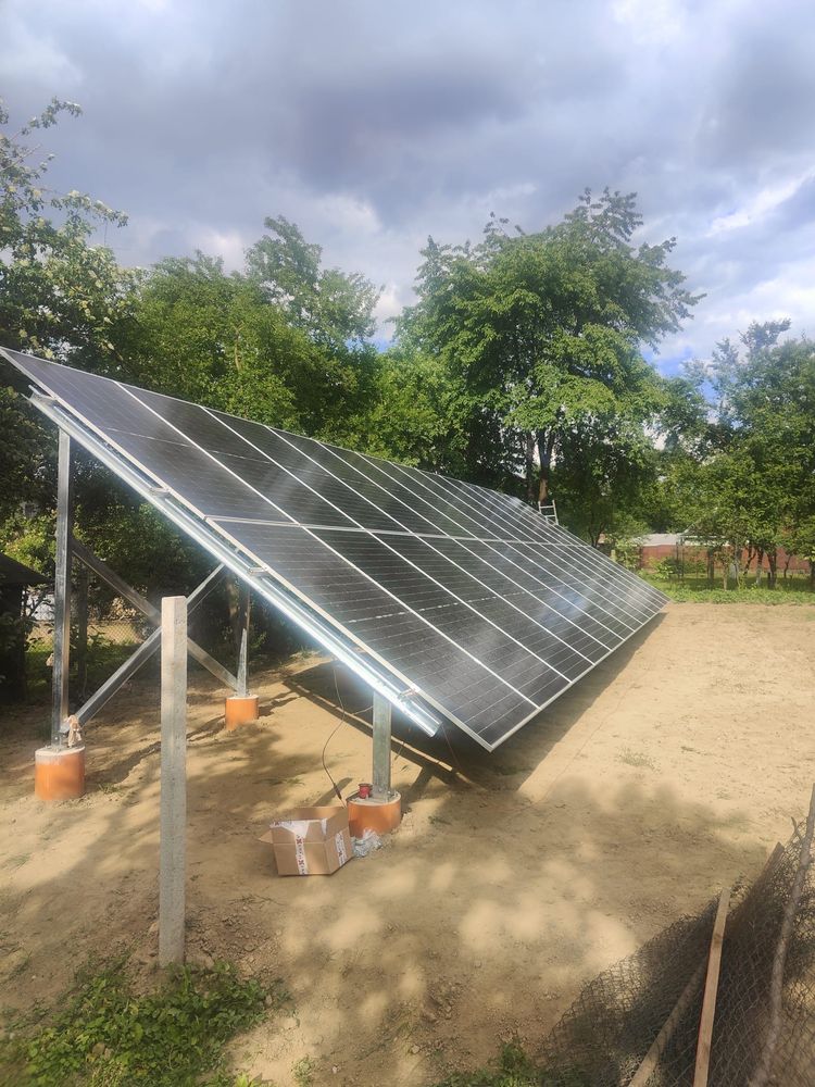 Sistem complet de montaj la sol pentru 6 panouri foto-voltaice