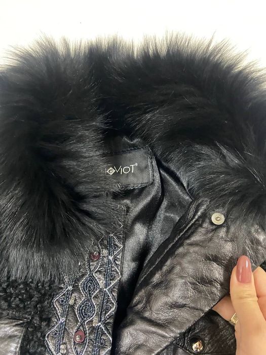 Продам шубу б/у натуральный каракуль