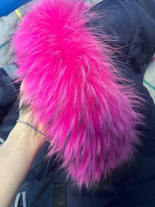 Пуховик с натульным мехом из песца