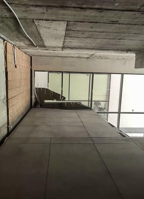 Продава се Магазин в Бургас, Славейков - 90 кв.м за 2878 €/кв.м - Снимка #2