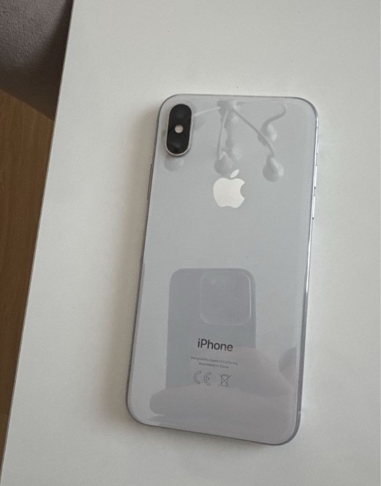 iphone x in conditie foarte buna