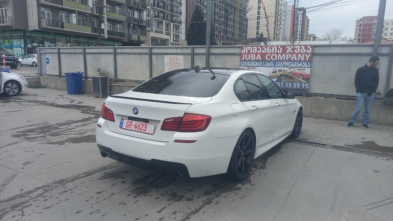 Продам BMV  2011 года выпуска обьем 3  ка находится в городе Атырау